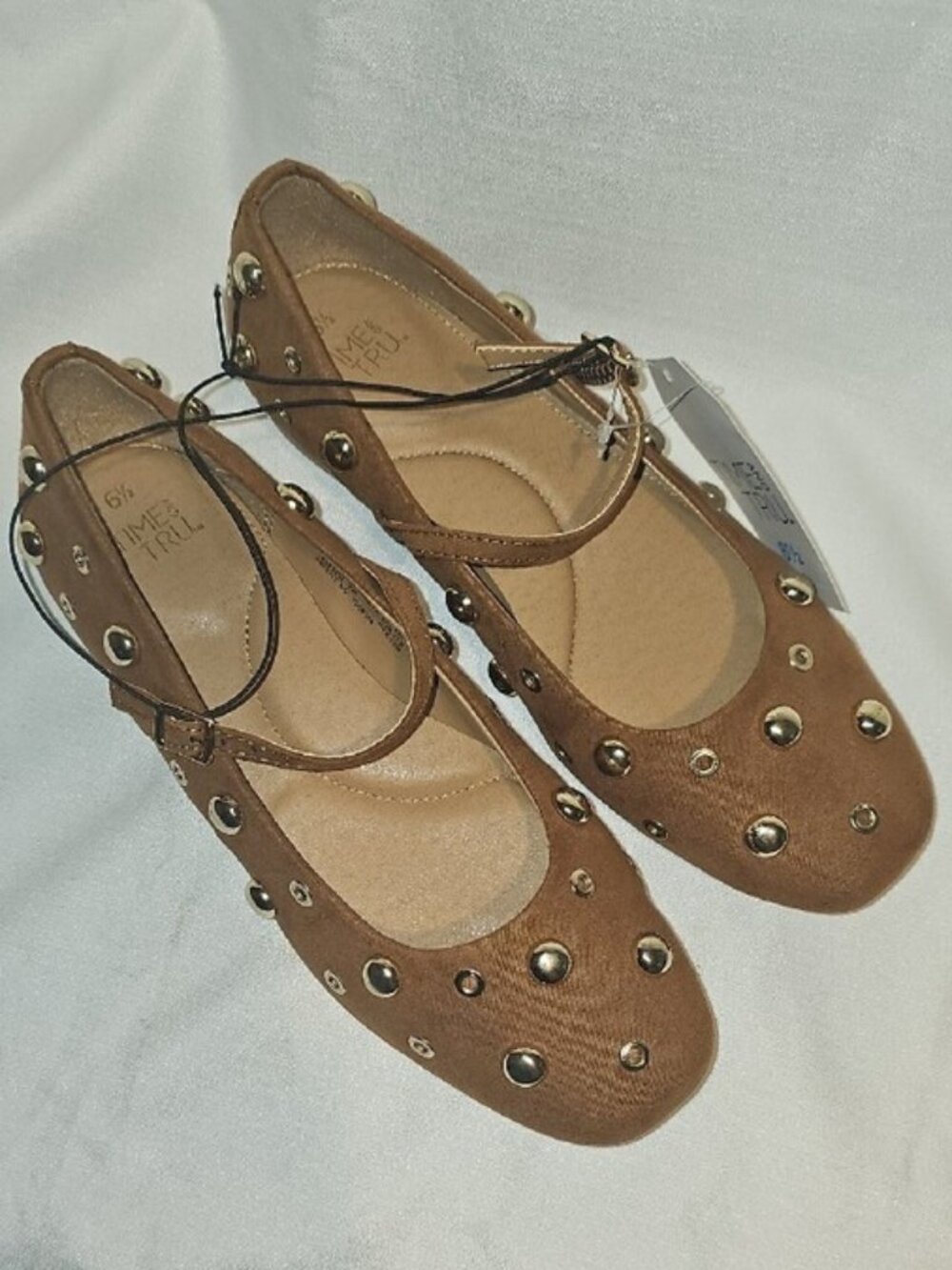 Time and Tru Women's Size 6 1/2 Studded Mary Jane Flats Cognac Flawed New